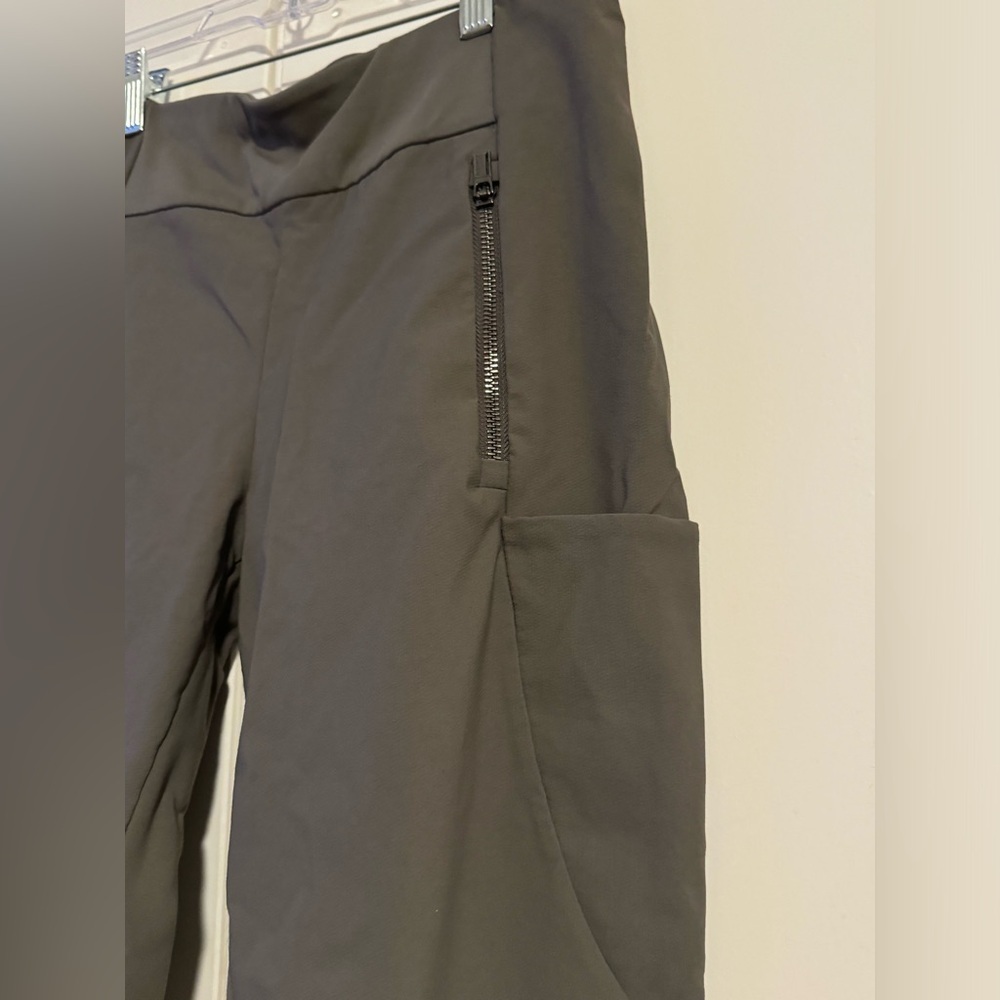 Athleta Highlands Women’s Zipper Pants - Picture 3 of 6